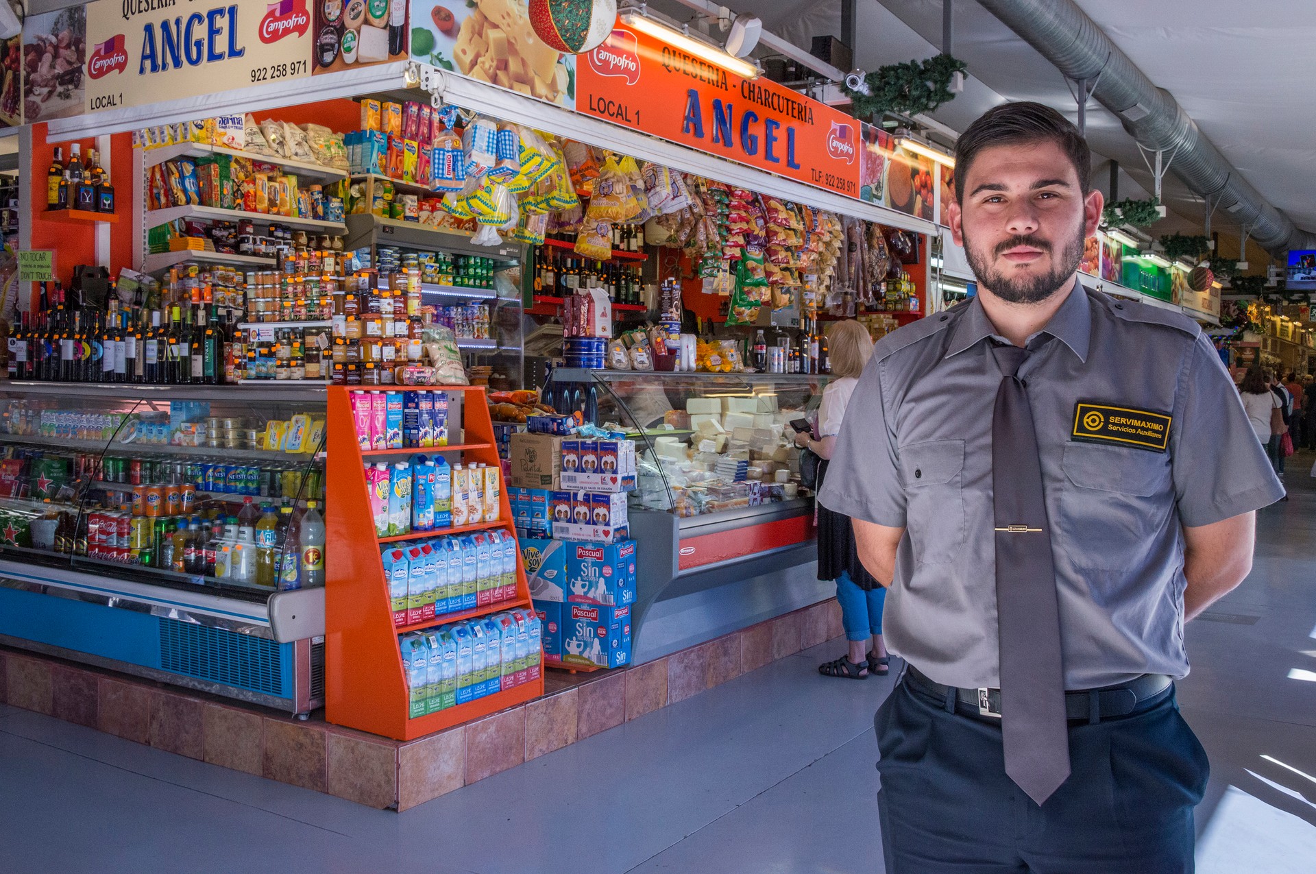 Security guard in a market